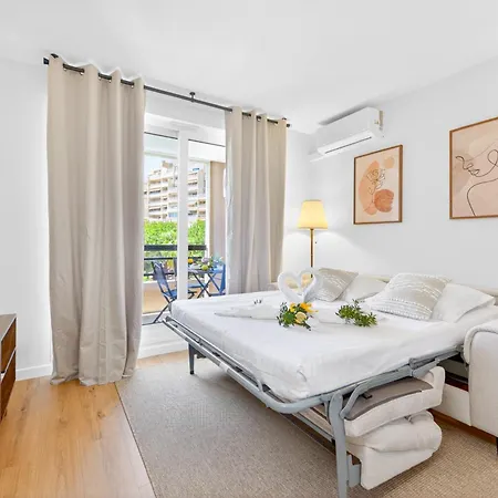 Medicis - Agreable 2 Pieces Frontiere Monaco Parking Piscine